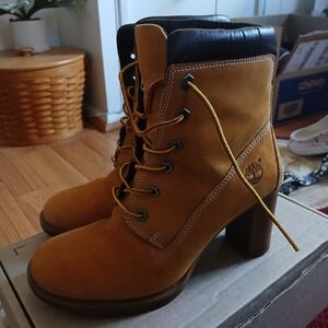 Timberland Women's Brown Heeled Boots